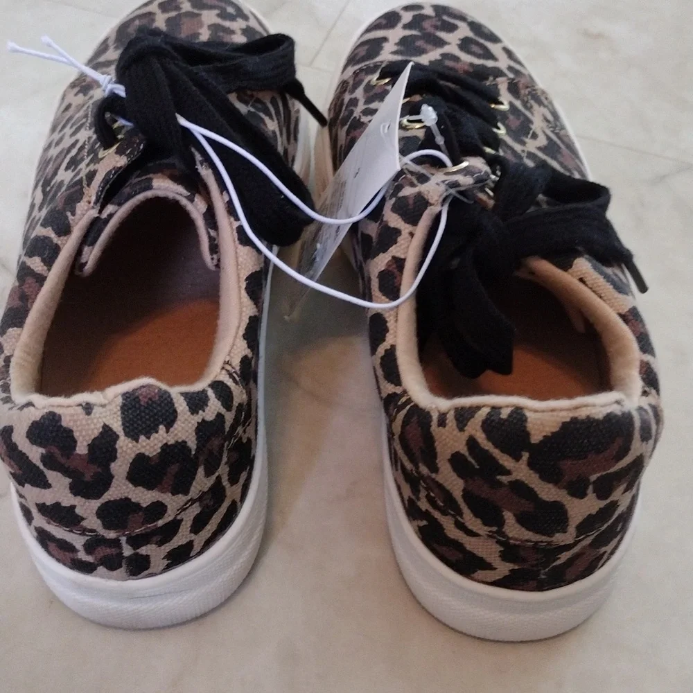 Cat & Jack animal print sneakers. - Picture 4 of 5